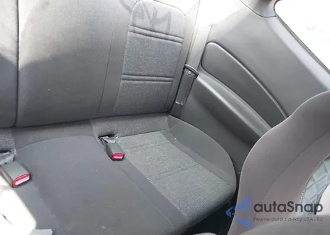 2001 Ford Escort Zx2 из США, поврежденный, VIN 3FAFP113X1R106886